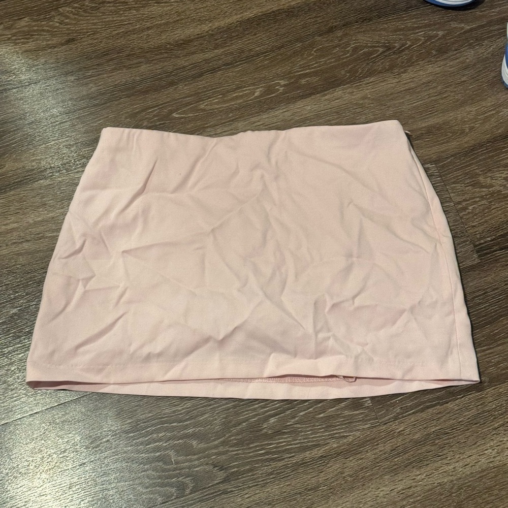 Abercrombie & Fitch Pale Pink Mini Skirt